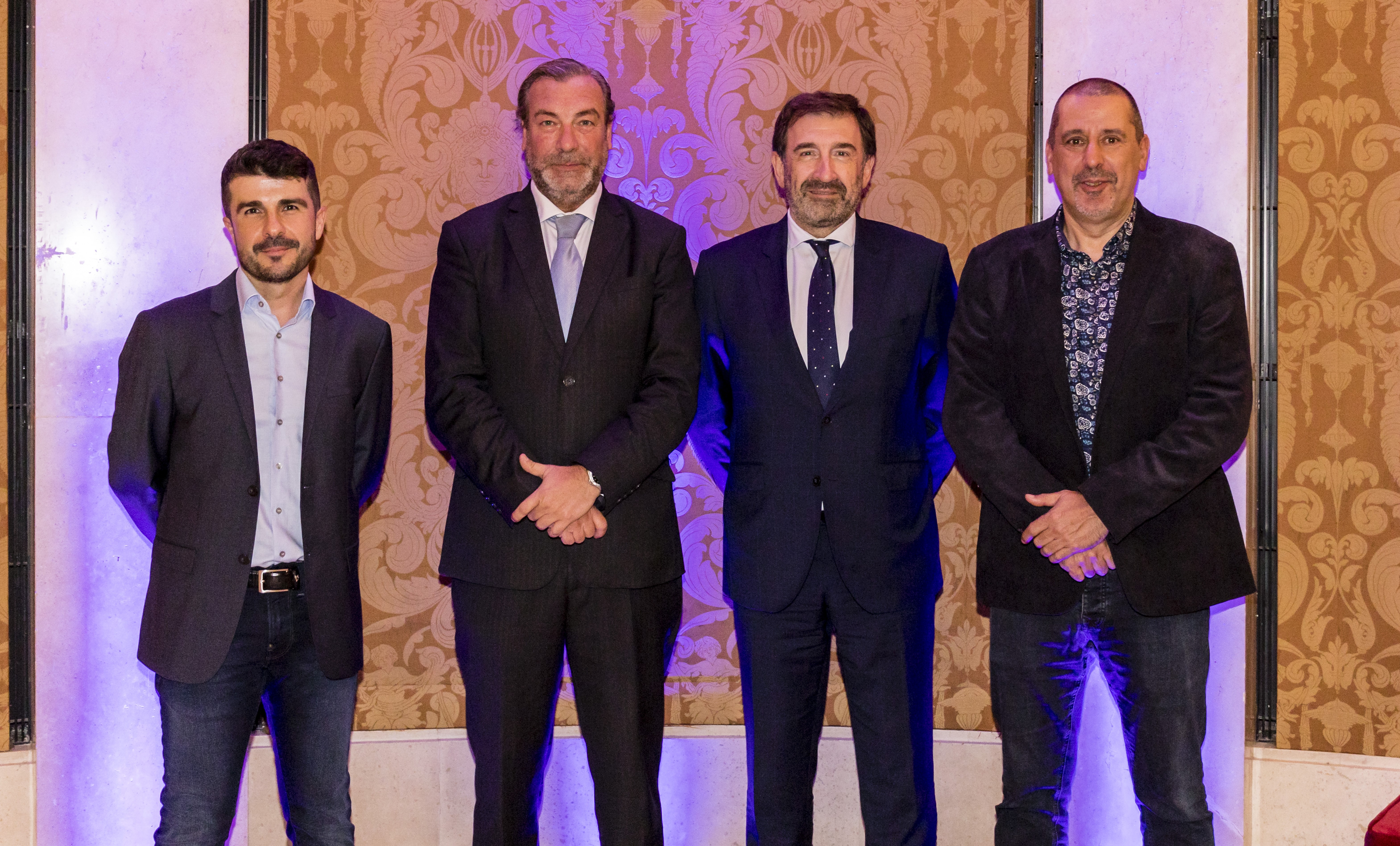ANFAC, SERNAUTO, CCOO y UGT piden al Gobierno un modelo de movilidad ...